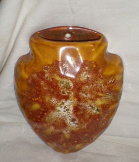 CREEK POTTERY GOLD ONE BROWN 8.5 LONG WALL POCKET