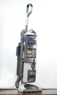 Shark Navigator UV420 Vacuum Upright Canister Bagless Professional 