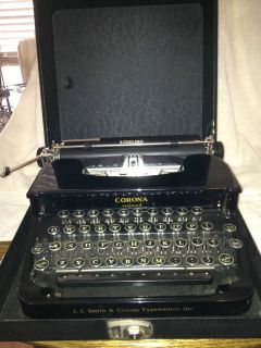 Vintage L.C. Smith Corona Sterling Portable Typewriter Mech Writing 