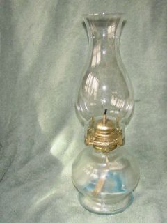   FARMS CLEAR GLASS OIL LAMP WITH CLEAE GLASS CHIMNEY 4 3/4 X 14