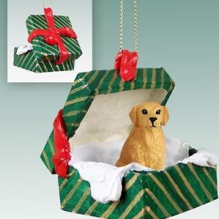 GOLDEN RETRIEVER Dog Green Gift Box Christmas Holiday ORNAMENT *