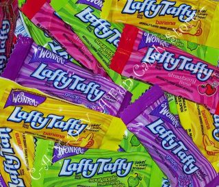 LAFFY TAFFY WONKA CANDY   Fruit Flavored Bars   Jokes On Every Wrapper 