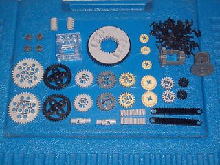 Lego Technic Gears and Links Pro Kit (Mindstorms,RCX,NXT, Turn Table 