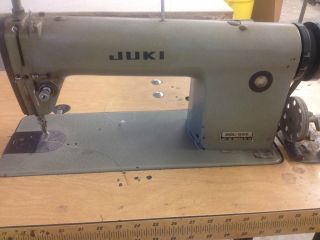 Juki DDL 152 Commercial Industrial Quilting Sewing Machine with Tables