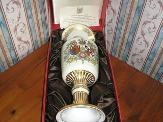   THE ROYAL WEDDING CHALICE COMMEMORATIVE ROYAL WEDDING CHALICE BY SPODE