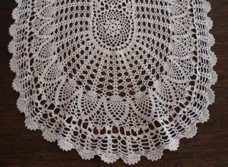 Vintage Crochet Lace Table Runner Fancy Pineapple & Daisies 42