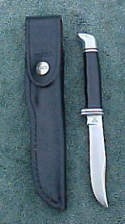BUCK 102 USA Pre 1986 Sheath Knife + Black Leather Scabbard 