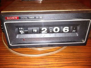  Audio Video Sony Digital Timer DT 20 Retro Flip Clock W/ Wood Grain