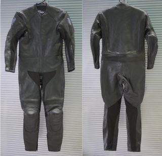 downhill suit in Downhill Skiing