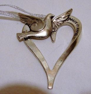   Trading Company Silver Medal Heart Reads  Peace on Earth Very Sharp