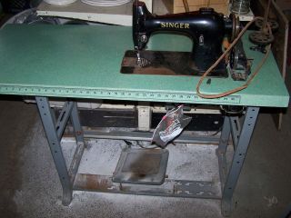 VINTAGE 1936 INDUSTRIAL SINGER SEWING MACHINE AND TABLE