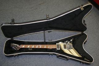 Jackson Randy Rhoads 3 RR3 Flying V Guitar + V Shaped Hard Case