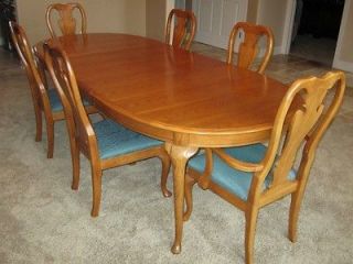 Thomasville solid oak dining room set
