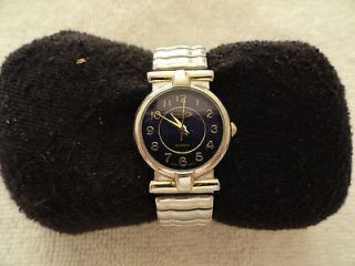 a7819) Nice Nelsonic Ladies Quartz Watch with Stretch Band
