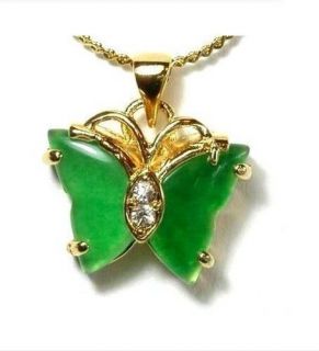 green jade pendant in Fashion Jewelry