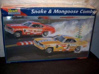 Model Kit Snake & Mongoose Combo