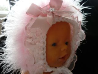 NEW BABY GIRL / DOLL HAND CROCHETED BONNETS WITH SWAN,LACE,RIBB​ON 
