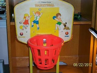Vintage 1973 Fisher Price Basketball game #199 with both bean bags