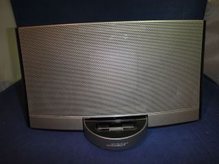 Bose SoundDock Portable Digital Music System (used/fair)no remote,no 