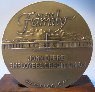 1983 John Deere Empl Credit Union Calendar Medallion jd