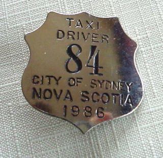 1986 Passenger Vehicle TAXI DRIVER Pin BADGE Sydney NOVA SCOTIA Canada