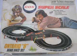 Cox Slot Car Track   Super Scale Ontario 8 Road Race Set 1974 