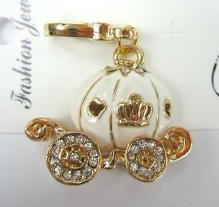 pumpkin carriage in Jewelry & Watches
