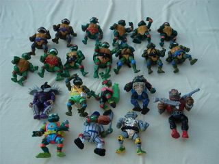   Vintage Teenage Mutant Ninja Turtles Action Figures PLUS Accessories