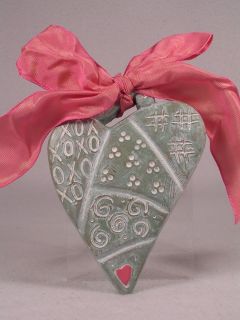 Isabel Bloom Quilt Heart Sculpture/Figu​rine Pink Ribbon #700629 