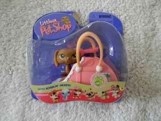 Hasbro Littlest Pet Shop Portable Pets Dachshund with Travel Case and 