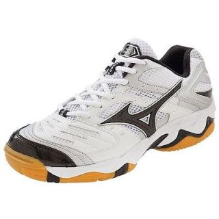 mizuno volleyball shoes in Sporting Goods