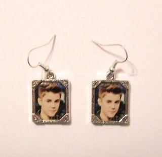 JUSTIN BIEBER Framed Picture Fashion Earrings 