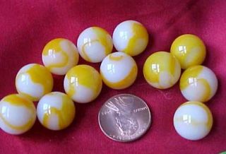 Marbles Peltier Yellow White Lot of Twelve Marbles Vintage FREE 