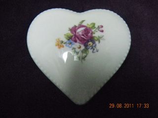 German GDR Porcelain Flower Heart Trinket Vanity Box