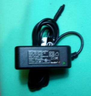 NETBIT SWITCHING ADAPTER MODEL # DSC 51FL 52P US DC 5.2V/1A TESTED 