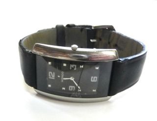  Authentic MOVADO ELIRO BLACK DIAL Leather Band SWISS Watch 84.C1.480.2