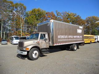 2001 International DT 466 24 Box Truck