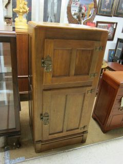 ANTIQUE RESTORED & REFINISHED OAK ICE BOX METAL LINED BEAUTIFUL 