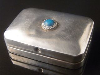 STERLING SILVER MEXICO VINTAGE PILL BOX WITH TURQUOISE TOP / MAKER 
