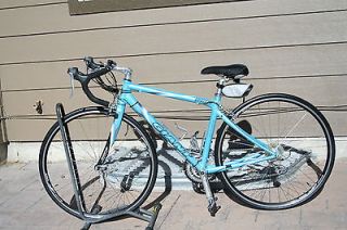 Giant OCR3 Road Bike   Size Small