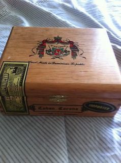 Arturo Fuente Cuban Corona Wooden Cigar Box