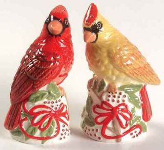 Lenox WINTER GREETINGS Cardinals Figurine Salt & Pepper