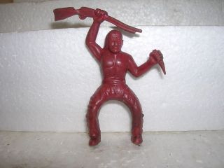 MARX 1950 RUBBER INDIAN W/KNIFE RIFLE 60MM MX266 TOY SOLDIER STOCKADE 