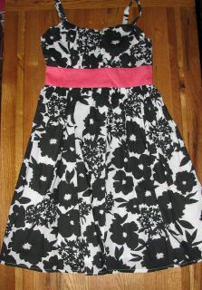 Older Girls Dress Black and White flowers with Ribbon trim 7 12 years