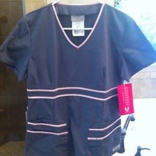 Brand New With Tags Urbane Scrub Top Gray And Pink Size Small