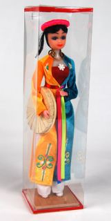 12 Vietnamese Doll Beautiful Dress Brightly Colored New Vietnam 