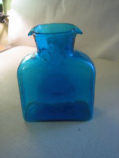VINTAGE ART GLASS BLUE BLENKO DOUBLE SPOUT WATER PITCHER