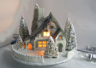 SILVER COTTAGE Vintage style Christmas Winter Village Lights up KD 