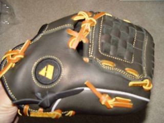 infield baseball glove in Gloves & Mitts