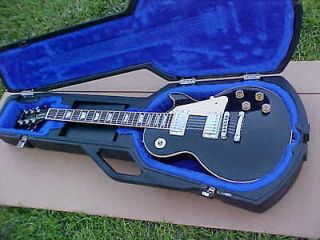 Newly listed 1990 Gibson USA Black Les Paul Standard Guitar With 
